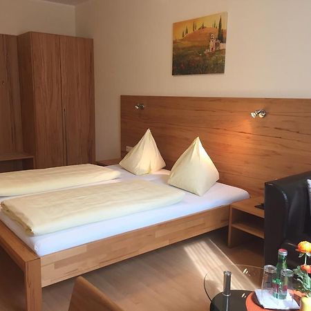 Gasthaus Hotel Feldschlange Ried im Innkreis Buitenkant foto