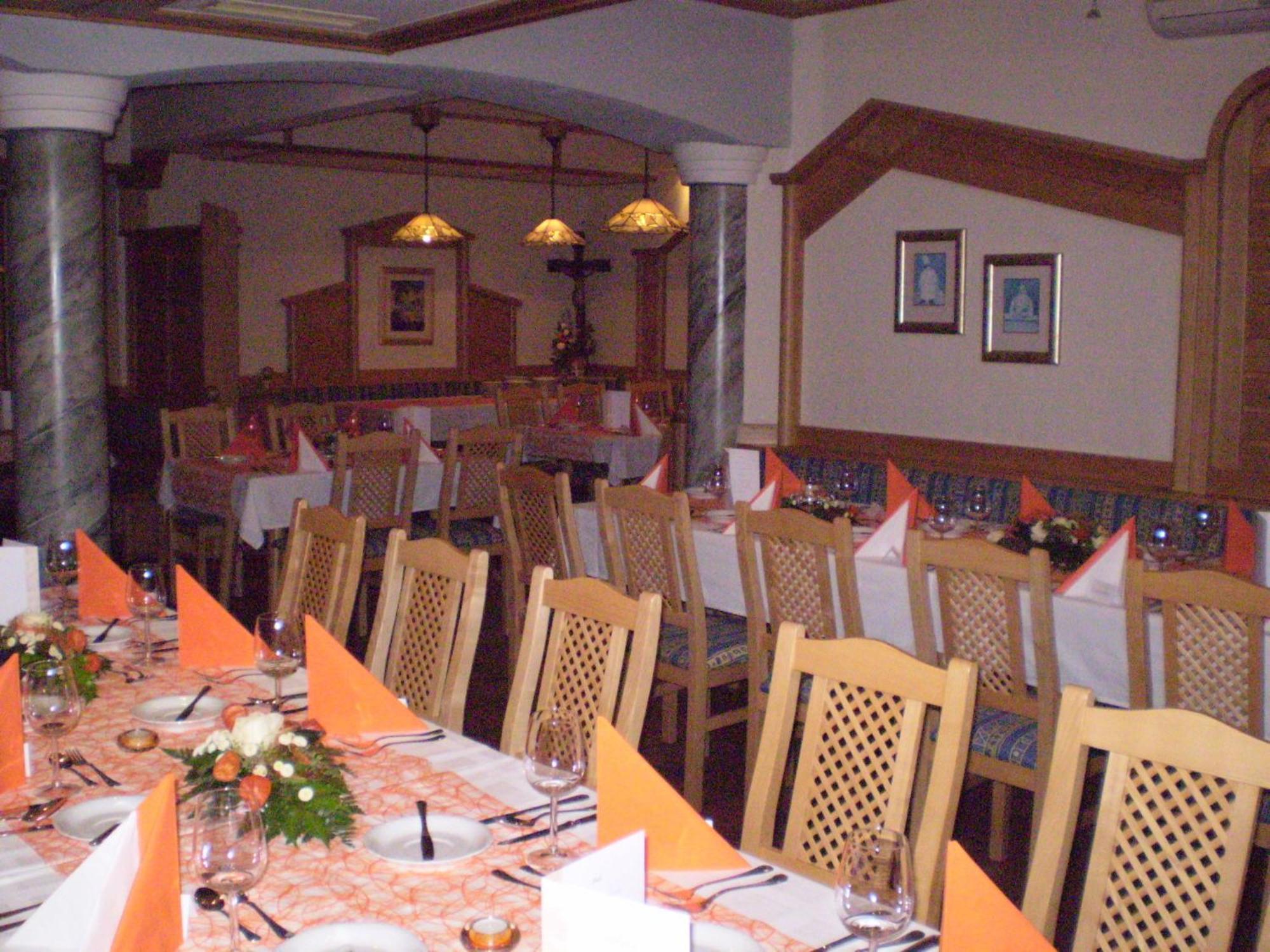 Gasthaus Hotel Feldschlange Ried im Innkreis Buitenkant foto