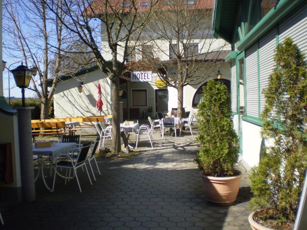 Gasthaus Hotel Feldschlange Ried im Innkreis Buitenkant foto